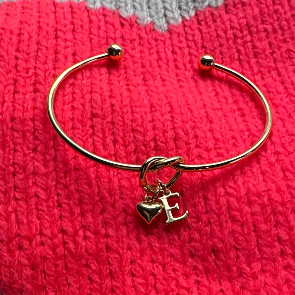 ‘E’ Initial Gold Bracelet w/Heart & E Initial Charm. Adjustable! Add Charms!